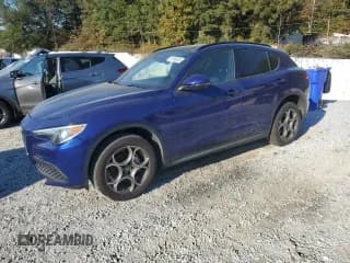 ✅ 2022 Alfa Romeo Stelvio Sprint • VIN: ZASPAJAN0N7D39195 • Lot: 91646025. Wystawiony na Copart z przebiegiem 95 306 mil. Bezpłatny archiwum sprzedaży aukcyjnych z USA i szczegółowy raport historii pojazdu na DreamBid. Zdjęcie 1.
