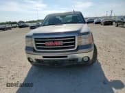 ✅ 2013 GMC Sierra 1500 SLE • VIN: 1GTR1VE07DZ300498 • Lot: 71650305. Wystawiony na Copart z przebiegiem 80 278 mil. Bezpłatny archiwum sprzedaży aukcyjnych z USA i szczegółowy raport historii pojazdu na DreamBid. Zdjęcie 13.