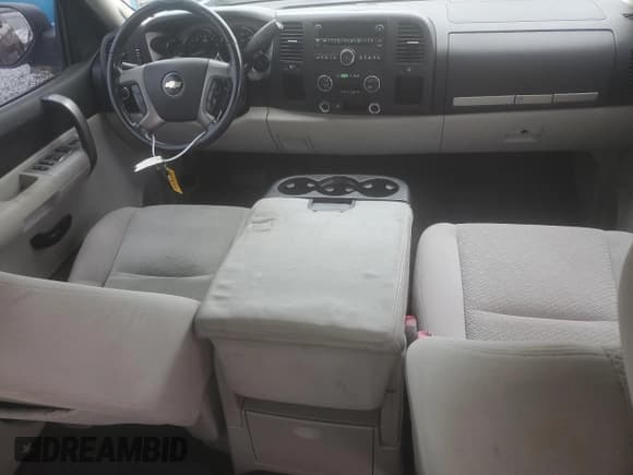 ✅ 2007 Chevrolet Silverado 1500 LTZ • VIN: 2GCEC13J571552034 • Lot: 55851415. Listed on Copart with 239,751 mi. Free auction sales archive from the USA and detailed vehicle history report at DreamBid. Image 8.