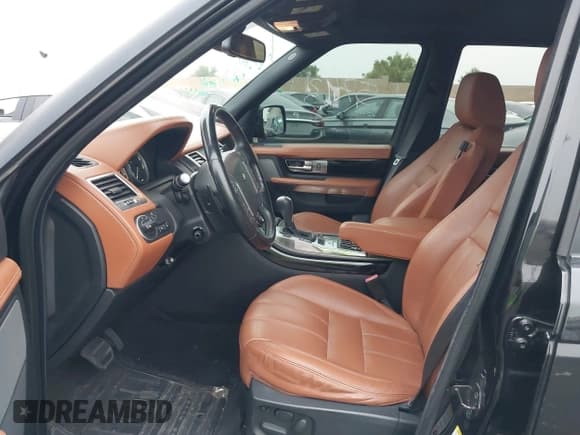 ✅ 2013 Land Rover Range Rover Sport SC • VIN: SALSH2E47DA768009 • Lot: 42555743. Listed on IAAI with 62,428 mi. Free auction sales archive from the USA and detailed vehicle history report at DreamBid. Image 5.