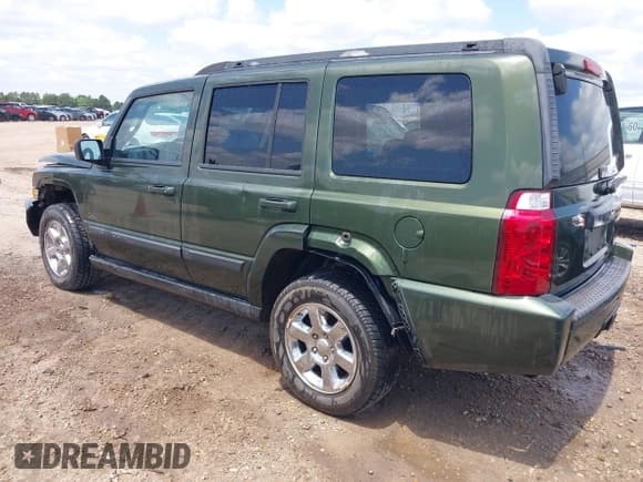 ✅ 2007 Jeep Commander Sport • VIN: 1J8HH48KX7C622714 • Lot: 42257498. Wystawiony na IAAI z przebiegiem 165 438 mil. Bezpłatny archiwum sprzedaży aukcyjnych z USA i szczegółowy raport historii pojazdu na DreamBid. Zdjęcie 3.