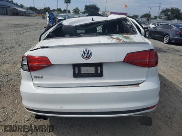 ✅ 2015 Volkswagen Jetta GLI SE • VIN: 3VW4T7AJ0FM422765 • Lot: 58864385. Listed on Copart with 120,151 mi. Free auction sales archive from the USA and detailed vehicle history report at DreamBid. Image 6.