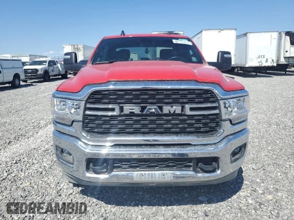 ✅ 2024 Ram 2500 Big Horn • VIN: 3C6UR5DJ8RG343064 • Lot: 70689585. Listed on Copart with 26,469 mi. Free auction sales archive from the USA and detailed vehicle history report at DreamBid. Image 5.