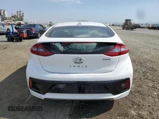 ✅ 2017 Hyundai Ioniq SEL • VIN: KMHC75LC2HU057523 • Lot: 64450864. Wystawiony na Copart z przebiegiem 49 733 mil. Bezpłatny archiwum sprzedaży aukcyjnych z USA i szczegółowy raport historii pojazdu na DreamBid. Zdjęcie 6.