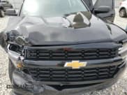 ✅ 2019 Chevrolet Silverado 1500 Custom • VIN: 2GCVKMEC6K1151636 • Lot: 62120874. Wystawiony na Copart z przebiegiem 51 561 mil. Bezpłatny archiwum sprzedaży aukcyjnych z USA i szczegółowy raport historii pojazdu na DreamBid. Zdjęcie 11.