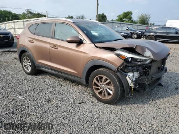 2016 Hyundai Tucson SE с VIN KM8J3CA45GU157651, выставлен на аукционе Copart как лот 67616165 с пробегом 70 941 миль миль и Списание • Salvage title. История ставок и продаж доступна на DreamBid. Изображение 4.