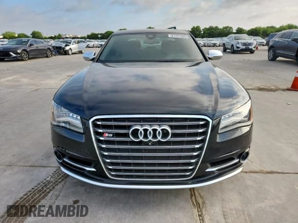 ✅ 2013 Audi S8 • VIN: WAUD2AFD6DN018102 • Lot: 61791535. Listed on Copart with 140,751 mi. Free auction sales archive from the USA and detailed vehicle history report at DreamBid. Image 5.