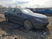 ✅ 2013 Lincoln MKS • VIN: 1LNHL9EK3DG610976 • Lot: 54347465. Wystawiony na Copart z przebiegiem 219 255 mil. Bezpłatny archiwum sprzedaży aukcyjnych z USA i szczegółowy raport historii pojazdu na DreamBid. Zdjęcie 4.