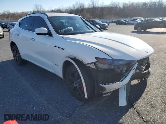 ✅ 2018 Maserati Levante S GranSport • VIN: ZN661YUS4JX268509 • Лот: 84695894. Опубликован ранее на Copart с пробегом 94 048 миль. Бесплатный доступ к архиву аукционных продаж из США и подробный отчёт об истории автомобиля на DreamBid. Изображение 4.