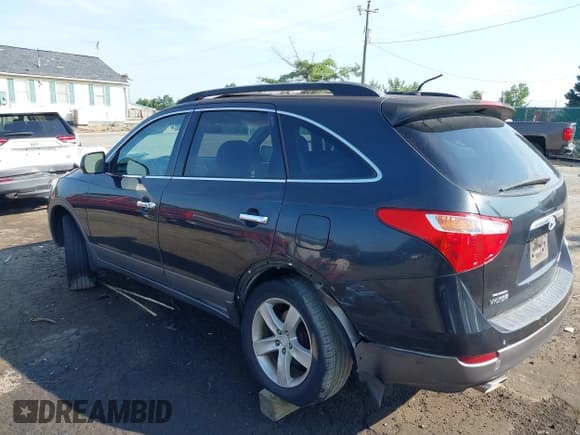 ✅ 2008 Hyundai Veracruz GLS • VIN: KM8NU73C08U050714 • Lot: 42833095. Listed on IAAI with 229,200 mi. Free auction sales archive from the USA and detailed vehicle history report at DreamBid. Image 3.