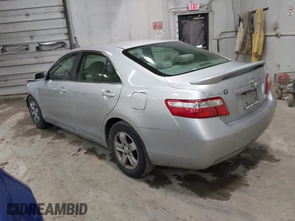 ✅ 2007 Toyota Camry LE • VIN: 4T1BE46K77U032307 • Lot: 43510241. Listed on IAAI with 91,927 mi. Free auction sales archive from the USA and detailed vehicle history report at DreamBid. Image 3.