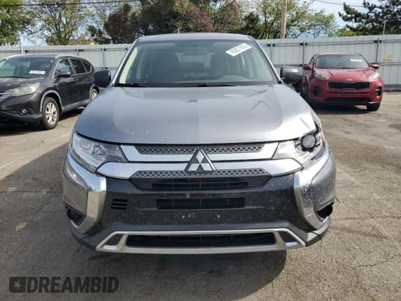 ✅ 2020 Mitsubishi Outlander ES • VIN: JA4AD2A39LZ017435 • Лот: 85821835. Опубликован ранее на Copart с пробегом 107 465 миль. Бесплатный доступ к архиву аукционных продаж из США и подробный отчёт об истории автомобиля на DreamBid. Изображение 5.