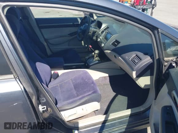 ✅ 2006 Honda Civic • VIN: JHMFA36266S029046 • Lot: 43039898. Listed on IAAI with 126,629 mi. Free auction sales archive from the USA and detailed vehicle history report at DreamBid. Image 5.