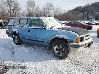 ✅ 1996 Chevrolet S-10 • VIN: 1GCCS14X8T8119246 • Лот: 86194564. Опубликован ранее на Copart с пробегом 148 211 миль. Бесплатный доступ к архиву аукционных продаж из США и подробный отчёт об истории автомобиля на DreamBid. Изображение 4.