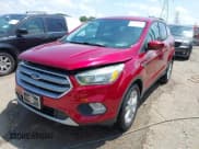 ✅ 2017 Ford Escape SE • VIN: 1FMCU9GD2HUD27367 • Lot: 42266185. Wystawiony na IAAI z przebiegiem 108 575 mil. Bezpłatny archiwum sprzedaży aukcyjnych z USA i szczegółowy raport historii pojazdu na DreamBid. Zdjęcie 17.