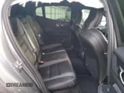 ✅ 2020 Volvo S60 R-Design • VIN: 7JRA22TM6LG060659 • Лот: 82712324. Опубликован ранее на Copart с пробегом Не указан. Бесплатный доступ к архиву аукционных продаж из США и подробный отчёт об истории автомобиля на DreamBid. Изображение 10.