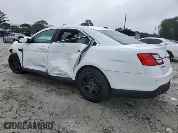 ✅ 2019 Ford Police Interceptor • VIN: 1FAHP2MK7KG103177 • Лот: 85281125. Опубликован ранее на Copart с пробегом Не указан. Бесплатный доступ к архиву аукционных продаж из США и подробный отчёт об истории автомобиля на DreamBid. Изображение 2.