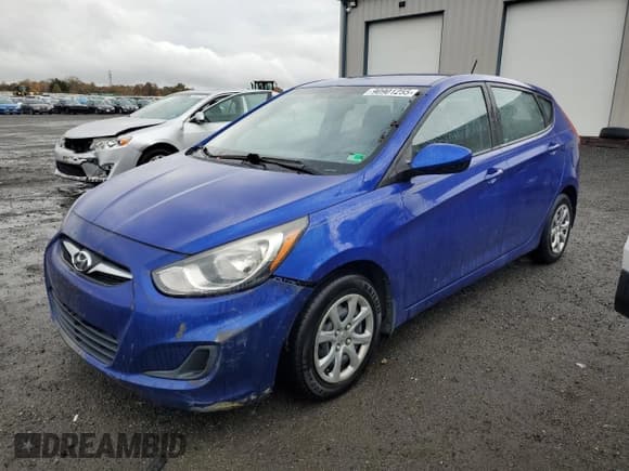 ✅ 2013 Hyundai Accent GS • VIN: KMHCT5AE0DU087596 • Lot: 90901255. Listed on Copart with 195,744 mi. Free auction sales archive from the USA and detailed vehicle history report at DreamBid. Image 1.