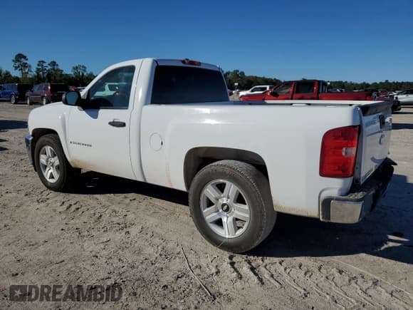 ✅ 2008 Chevrolet Silverado 1500 Work Truck • VIN: 1GCEC14088Z253894 • Lot: 81724804. Wystawiony na Copart z przebiegiem 100 025 mil. Bezpłatny archiwum sprzedaży aukcyjnych z USA i szczegółowy raport historii pojazdu na DreamBid. Zdjęcie 2.