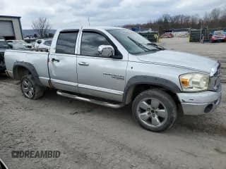 ✅ 2006 Dodge 1500 SLT • VIN: 1D7HU18N56S678677 • Лот: 48652354. Опубликован ранее на Copart с пробегом 174 650 миль. Бесплатный доступ к архиву аукционных продаж из США и подробный отчёт об истории автомобиля на DreamBid. Изображение 4.