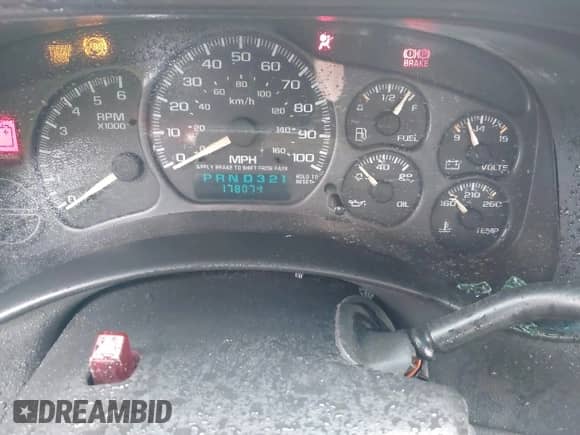 2002 Chevrolet Silverado 1500 LS with VIN 1GCEK14T02Z117439, listed as a IAAI auction lot 42296494 with 178,074 mi miles and . Bid and sale history available at DreamBid. Image 7.