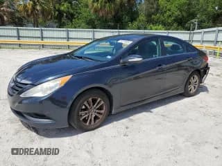 ✅ 2014 Hyundai Sonata GLS • VIN: 5NPEB4AC2EH913563 • Lot: 70715654. Listed on Copart with 153,837 mi. Free auction sales archive from the USA and detailed vehicle history report at DreamBid. Image 1.