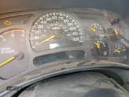 ✅ 2004 Chevrolet Silverado 2500HD LS • VIN: 1GCHK23114F125346 • Lot: 85183505. Wystawiony na Copart z przebiegiem 289 237 mil. Bezpłatny archiwum sprzedaży aukcyjnych z USA i szczegółowy raport historii pojazdu na DreamBid. Zdjęcie 9.