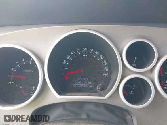 ✅ 2011 Toyota Tundra Limited • VIN: 5TFHW5F14BX185081 • Lot: 42483310. Listed on IAAI with 231,658 mi. Free auction sales archive from the USA and detailed vehicle history report at DreamBid. Image 7.