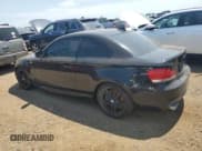 ✅ 2010 BMW 1 Series 135i • VIN: WBAUC7C54AVK96165 • Лот: 65398204. Опубликован ранее на Copart с пробегом Не указан. Бесплатный доступ к архиву аукционных продаж из США и подробный отчёт об истории автомобиля на DreamBid. Изображение 2.