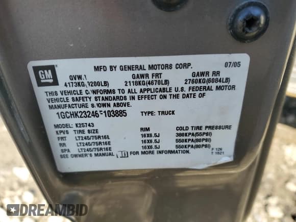 ✅ 2006 Chevrolet Silverado 2500HD LT1 • VIN: 1GCHK23246F103885 • Lot: 48869075. Wystawiony na Copart z przebiegiem Nie podano. Bezpłatny archiwum sprzedaży aukcyjnych z USA i szczegółowy raport historii pojazdu na DreamBid. Zdjęcie 13.