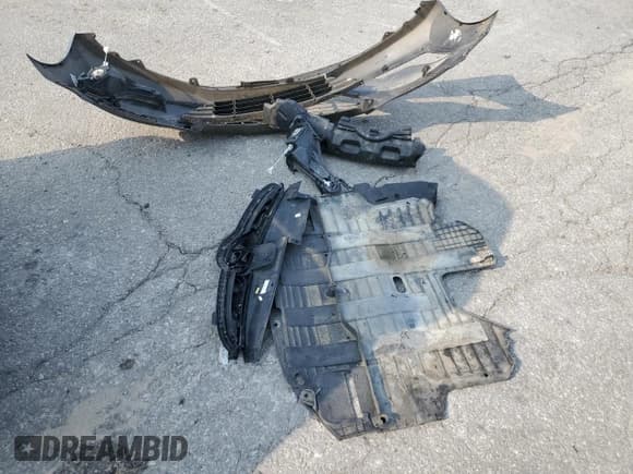 ✅ 2016 Hyundai Elantra SE • VIN: 5NPDH4AE1GH759216 • Lot: 71857575. Listed on Copart with 89,603 mi. Free auction sales archive from the USA and detailed vehicle history report at DreamBid. Image 12.