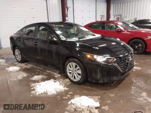 ✅ 2024 Nissan Sentra S • VIN: 3N1AB8BV5RY243332 • Lot: 43829175. Listed on IAAI with 38,971 mi. Free auction sales archive from the USA and detailed vehicle history report at DreamBid. Image 1.
