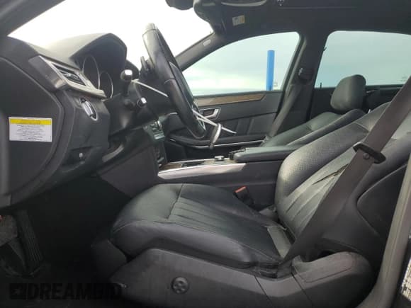 ✅ 2014 Mercedes-Benz E 550 Sport • VIN: WDDHF9BB1EA790226 • Lot: 81372455. Wystawiony na Copart z przebiegiem 100 461 mil. Bezpłatny archiwum sprzedaży aukcyjnych z USA i szczegółowy raport historii pojazdu na DreamBid. Zdjęcie 7.