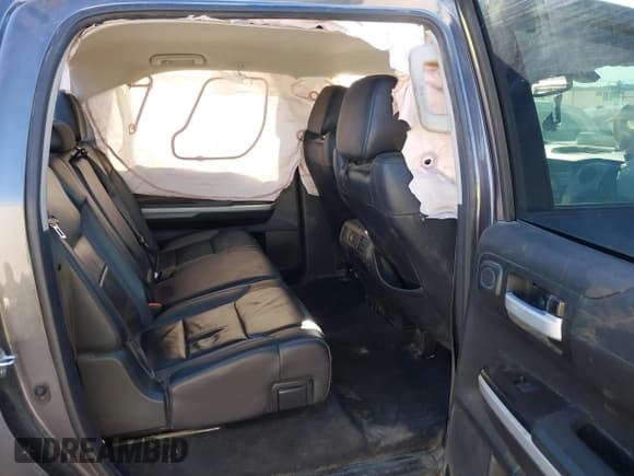 ✅ 2020 Toyota Tundra Limited • VIN: 5TFHY5F18LX948800 • Лот: 41835190. Опубликован ранее на IAAI с пробегом 103 619 миль. Бесплатный доступ к архиву аукционных продаж из США и подробный отчёт об истории автомобиля на DreamBid. Изображение 8.