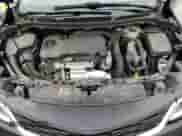 ✅ 2018 Chevrolet Cruze LS • VIN: 1G1BC5SM1J7185867 • Lot: 66072181. Wystawiony na Copart z przebiegiem 71 142 mil mil. Skorzystaj z bezpłatnego archiwum sprzedaży aukcyjnych z USA i zobacz szczegółowy raport historii pojazdu na DreamBid. Zdjęcie 7.