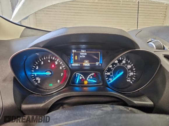 ✅ 2018 Ford Escape SE • VIN: 1FMCU9GD5JUC63010 • Lot: 96084075. Wystawiony na Copart z przebiegiem 60 259 mil. Bezpłatny archiwum sprzedaży aukcyjnych z USA i szczegółowy raport historii pojazdu na DreamBid. Zdjęcie 9.