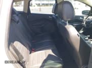 ✅ 2013 Ford C-Max SEL • VIN: 1FADP5CU3DL555298 • Lot: 41980253. Wystawiony na IAAI z przebiegiem 191 811 mil. Bezpłatny archiwum sprzedaży aukcyjnych z USA i szczegółowy raport historii pojazdu na DreamBid. Zdjęcie 8.