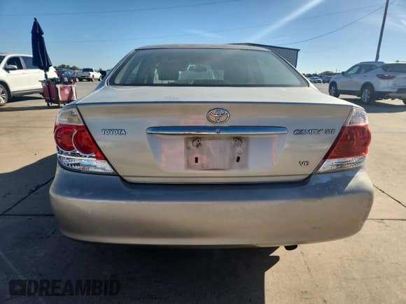 ✅ 2005 Toyota Camry XLE • VIN: 4T1BF32K45U603701 • Лот: 89714265. Опубликован ранее на Copart с пробегом 96 310 миль. Бесплатный доступ к архиву аукционных продаж из США и подробный отчёт об истории автомобиля на DreamBid. Изображение 6.