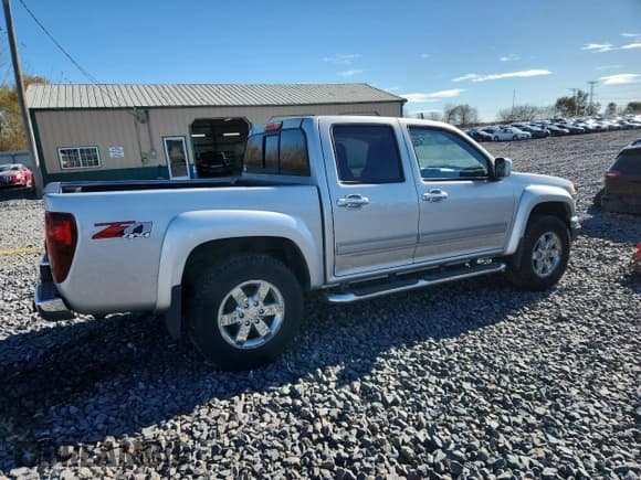 ✅ 2012 Chevrolet Colorado 2LT • VIN: 1GCHTDFE9C8114878 • Лот: 92230905. Опубликован ранее на Copart с пробегом 146 130 миль. Бесплатный доступ к архиву аукционных продаж из США и подробный отчёт об истории автомобиля на DreamBid. Изображение 3.