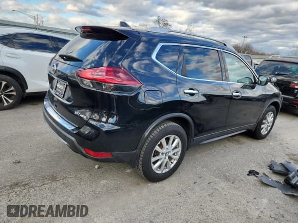 ✅ 2017 Nissan Rogue SV • VIN: KNMAT2MV9HP613069 • Лот: 92026505. Опубликован ранее на Copart с пробегом 60 557 миль. Бесплатный доступ к архиву аукционных продаж из США и подробный отчёт об истории автомобиля на DreamBid. Изображение 3.