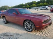 ✅ 2023 Dodge Challenger SXT • VIN: 2C3CDZAG5PH518200 • Lot: 67477804. Wystawiony na Copart z przebiegiem 20 676 mil. Bezpłatny archiwum sprzedaży aukcyjnych z USA i szczegółowy raport historii pojazdu na DreamBid. Zdjęcie 4.
