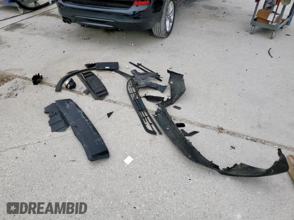 ✅ 2017 BMW X3 xDrive28i • VIN: 5UXWX9C58H0T08917 • Лот: 68688845. Опубликован ранее на Copart с пробегом 66 656 миль. Бесплатный доступ к архиву аукционных продаж из США и подробный отчёт об истории автомобиля на DreamBid. Изображение 13.