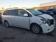 ✅ 2016 Toyota Sienna XLE • VIN: 5TDYK3DC9GS759983 • Лот: 40859938. Опубликован ранее на IAAI с пробегом 120 066 миль. Бесплатный доступ к архиву аукционных продаж из США и подробный отчёт об истории автомобиля на DreamBid. Изображение 14.