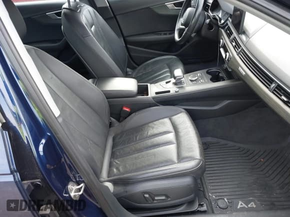 ✅ 2019 Audi A4 Premium • VIN: WAUDNAF45KN002123 • Лот: 41346070. Опубликован ранее на IAAI с пробегом 122 429 миль. Бесплатный доступ к архиву аукционных продаж из США и подробный отчёт об истории автомобиля на DreamBid. Изображение 5.