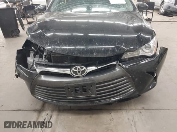 ✅ 2015 Toyota Camry LE • VIN: 4T4BF1FK3FR466420 • Lot: 43523044. Listed on IAAI with 109,899 mi. Free auction sales archive from the USA and detailed vehicle history report at DreamBid. Image 6.