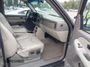 ✅ 2001 GMC Yukon XL SLT • VIN: 1GKFK16T11J187325 • Lot: 42685347. Listed on IAAI with 132,331 mi. Free auction sales archive from the USA and detailed vehicle history report at DreamBid. Image 5.