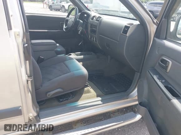 ✅ 2004 Chevrolet Colorado LS Z71 • VIN: 1GCDT196X48185056 • Lot: 42741044. Wystawiony na IAAI z przebiegiem 121 762 mil. Bezpłatny archiwum sprzedaży aukcyjnych z USA i szczegółowy raport historii pojazdu na DreamBid. Zdjęcie 5.