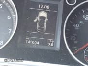 ✅ 2014 Volkswagen CC Sport • VIN: WVWBN7AN8EE524374 • Лот: 43632445. Опубликован ранее на IAAI с пробегом 141 004 миль. Бесплатный доступ к архиву аукционных продаж из США и подробный отчёт об истории автомобиля на DreamBid. Изображение 7.