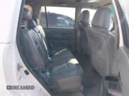 ✅ 2004 Honda Pilot EX • VIN: 2HKYF18544H602903 • Lot: 43799175. Listed on IAAI with 207,631 mi. Free auction sales archive from the USA and detailed vehicle history report at DreamBid. Image 8.