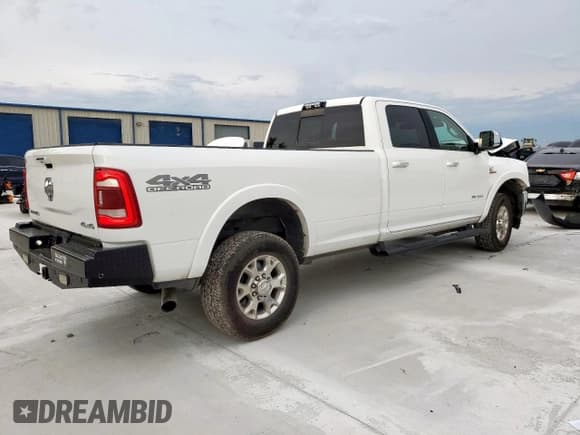 ✅ 2020 Ram 2500 Laramie • VIN: 3C6UR5KL9LG111522 • Лот: 60435985. Опубликован ранее на Copart с пробегом 88 923 миль. Бесплатный доступ к архиву аукционных продаж из США и подробный отчёт об истории автомобиля на DreamBid. Изображение 3.